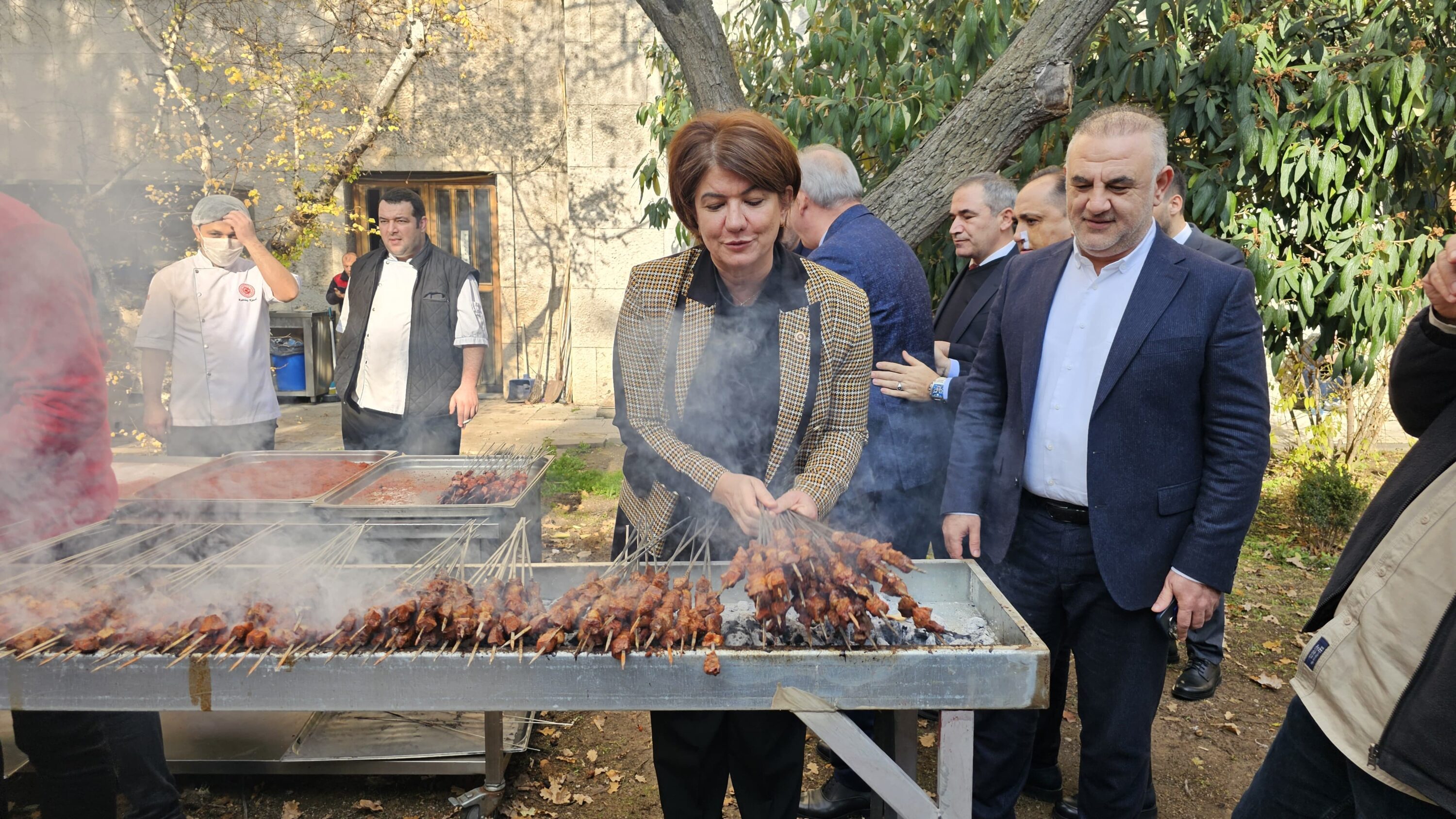 DEVA’dan Meclis’te ‘ciğer kebabı partisi’ne tepki