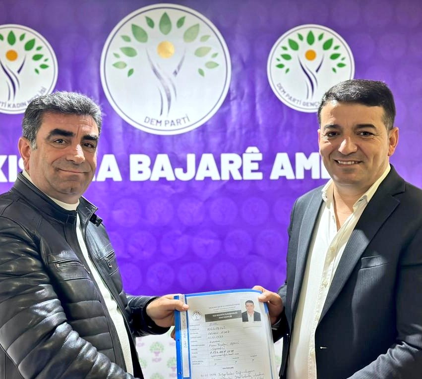 Görevden alınan Ayaz, Bismil için aday adayı oldu