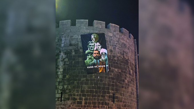 Diyarbakır Surları’na Şeyh Said ve Seyit Rıza’nın dev posteri asıldı