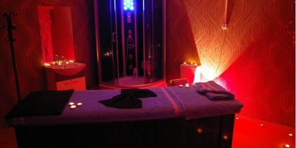 Diyarbakır’da masaj salonlarında patlama