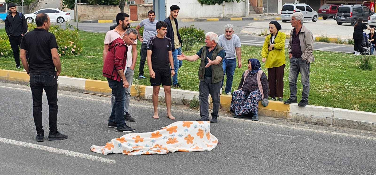 Diyarbakır’da cezaevi otobüsünün çarptığı yaşlı adam hayatını kaybetti