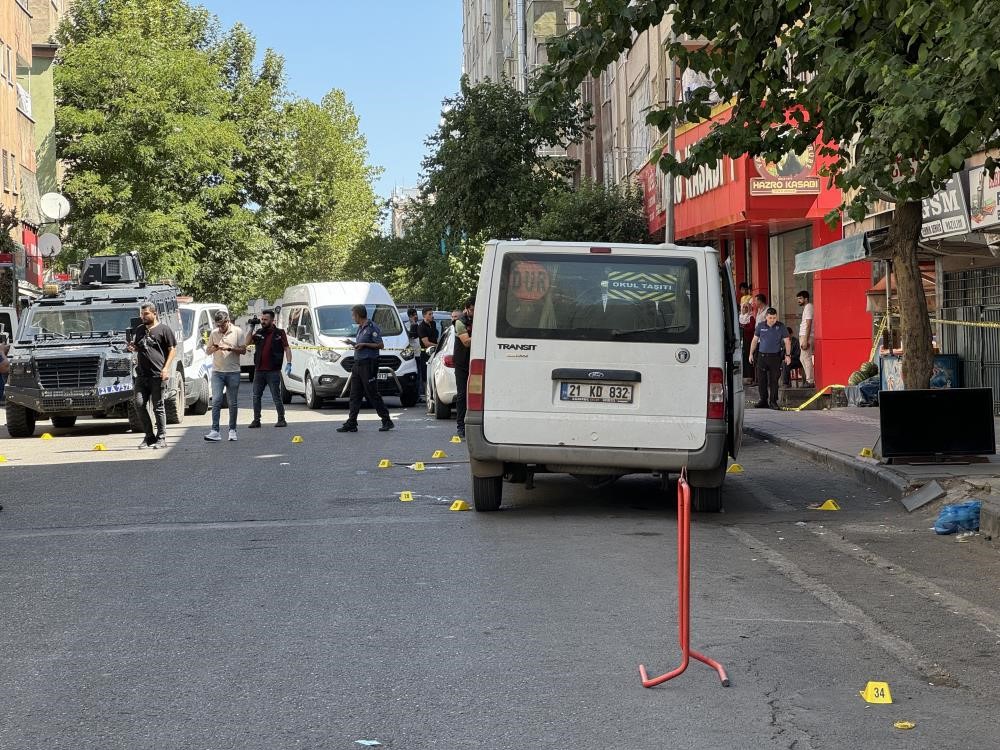Diyarbakır’daki kavgada ölü sayısı 2’ye çıktı: 5 şüpheliden 2’si tutuklandı