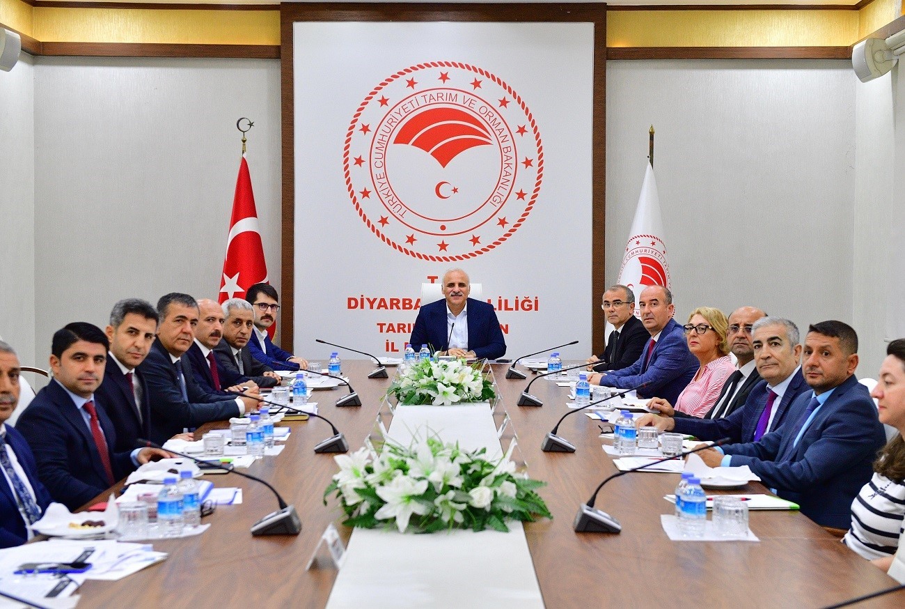 Vali Zorluoğlu, “tarımsal üretimin artması için daha çok çalışacağız”