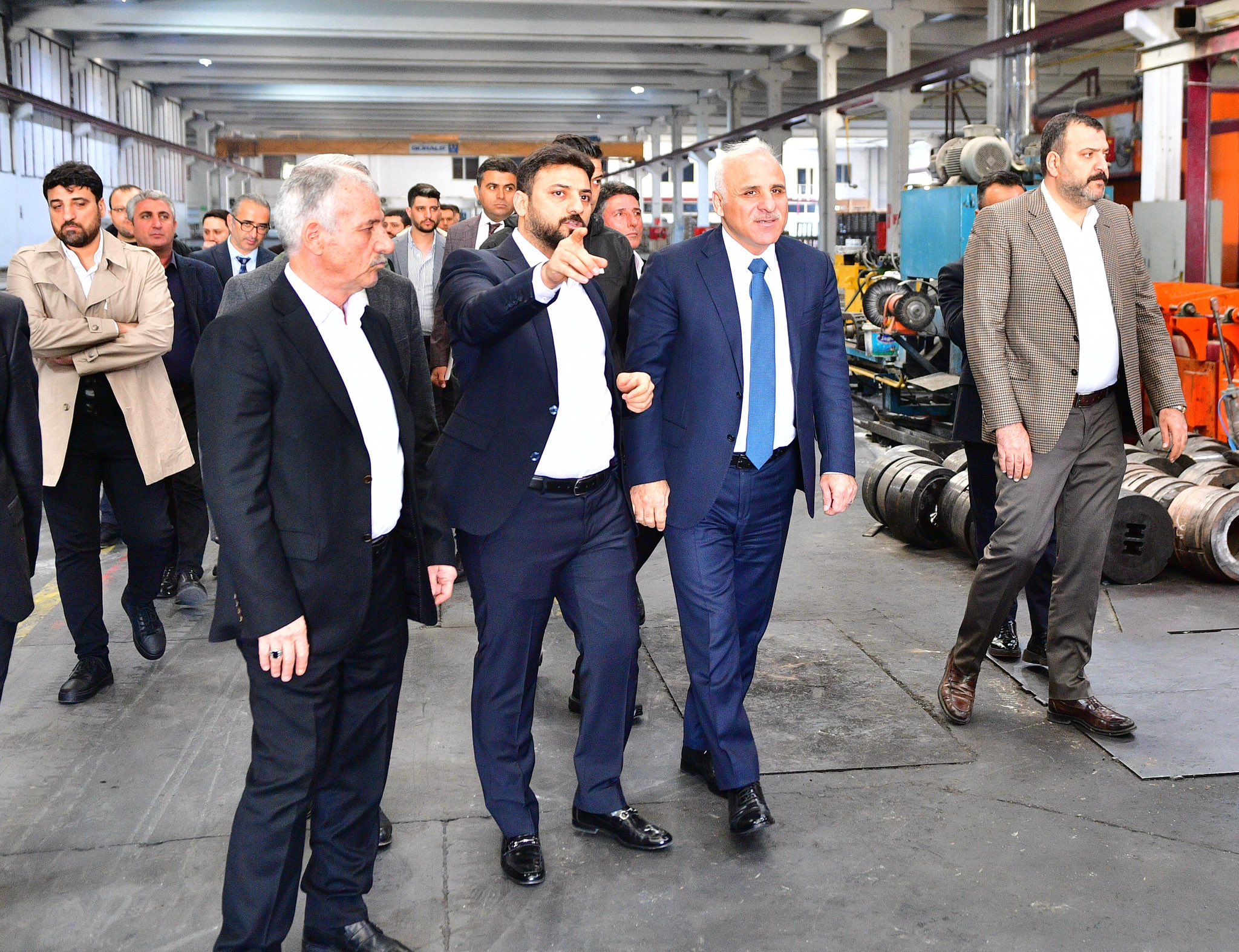 Diyarbakır Valisi’nden Şimşek Alüminyum’a ziyaret