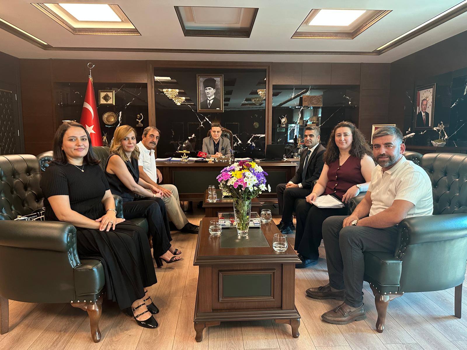 Diyarbakır’ın köklü firması DİMER’den 550 öğrenciye eğitim desteği