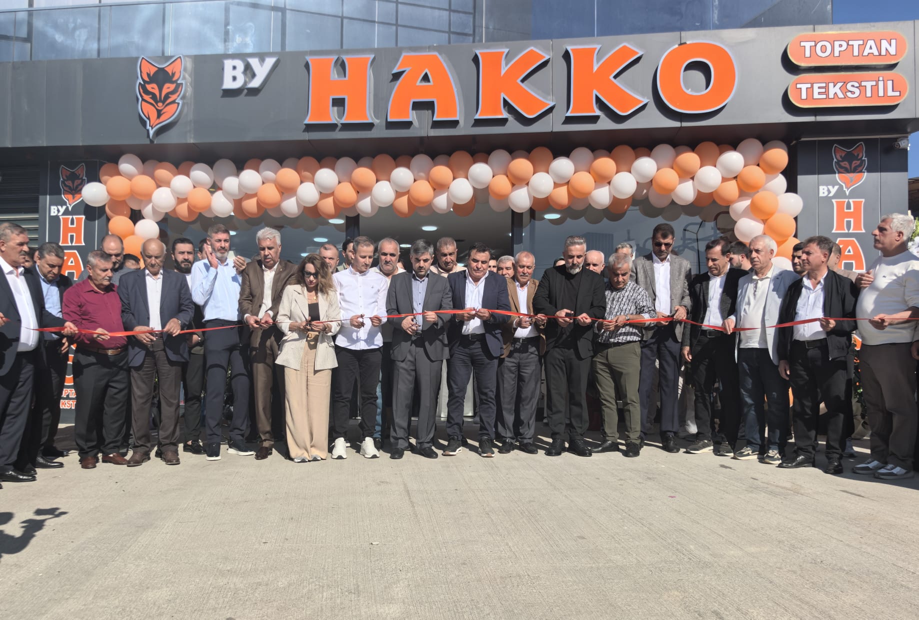 40 yıllık firma Diyarbakır’da mağaza açtı, iş insanları buluştu