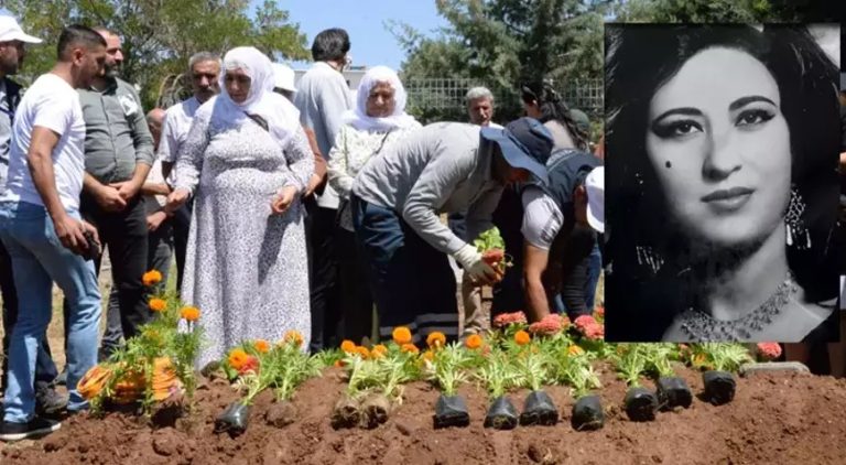 Taçsız Kraliçe Ayşe Şan: Sürgünle yazılan bir biyografi