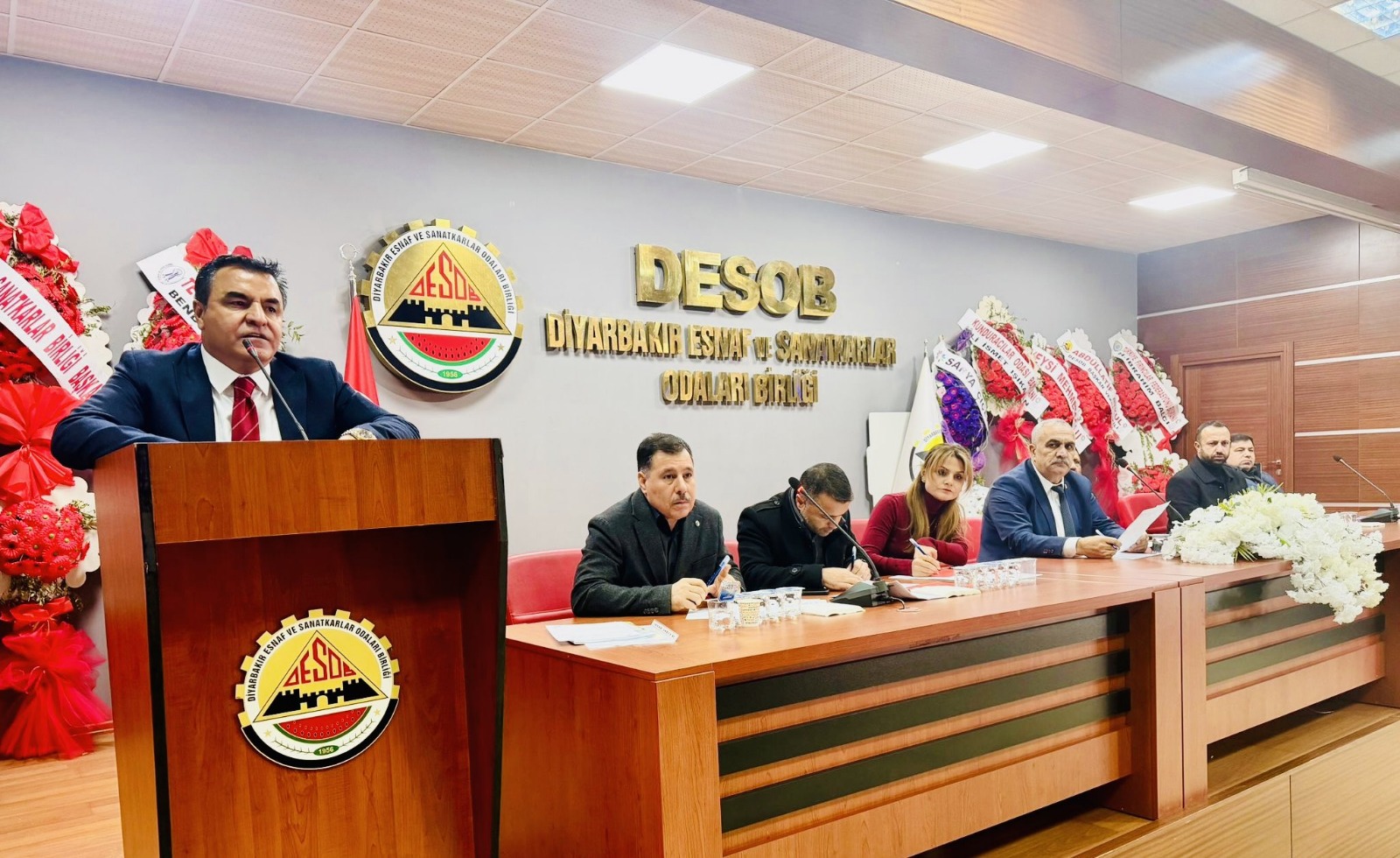 DESOB’a yeniden başkan seçilen Ebedinoğlu’nun ilk mesajı:  Kazanan Amed halkı ve esnafı oldu