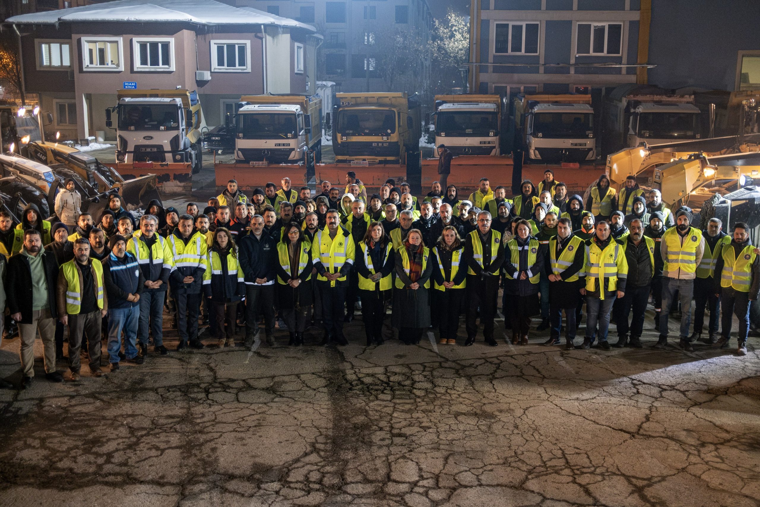 Diyarbakır’da eşbaşkanlar açıkladı: Karla mücadeleye dev hazırlık