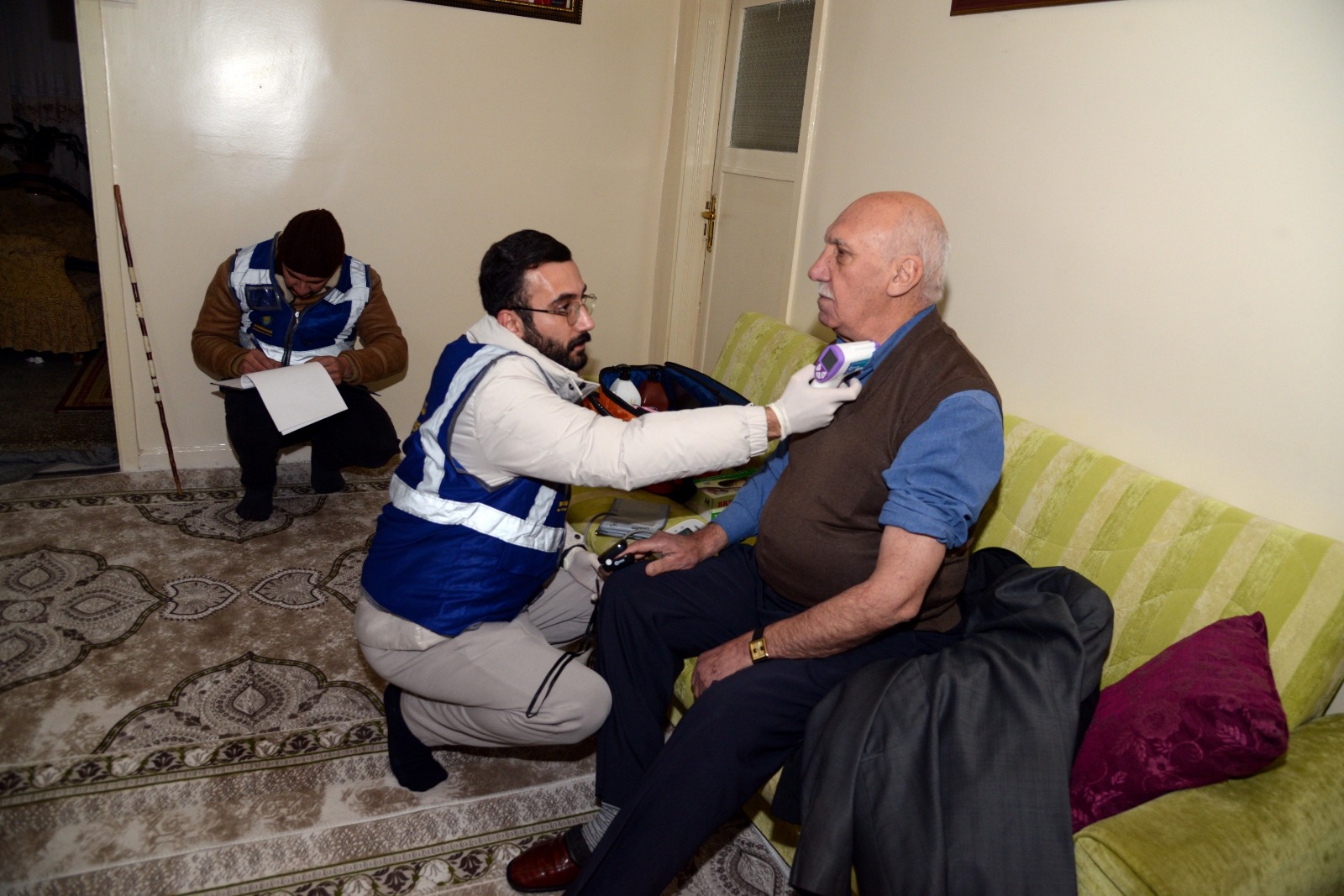 Diyarbakır’da yaşlılar karakışta unutulmadı