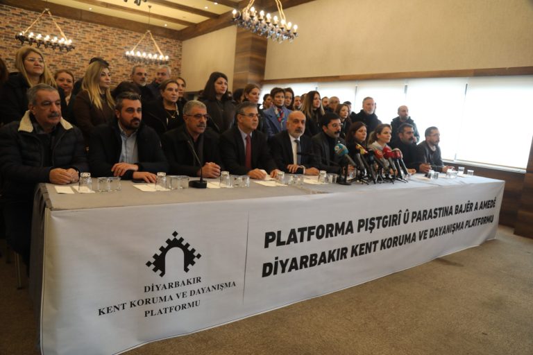 Diyarbakır’dan Kobanê için acil çağrı