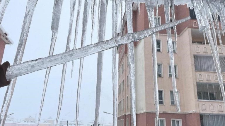 Diyarbakır’da ölüm tuzağı: İki kişi son anda kurtuldu