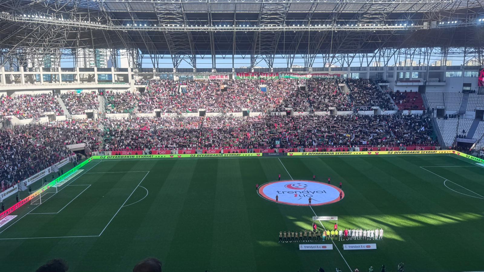 Sahasında puan kaybeden Amedspor’da istifa sesleri