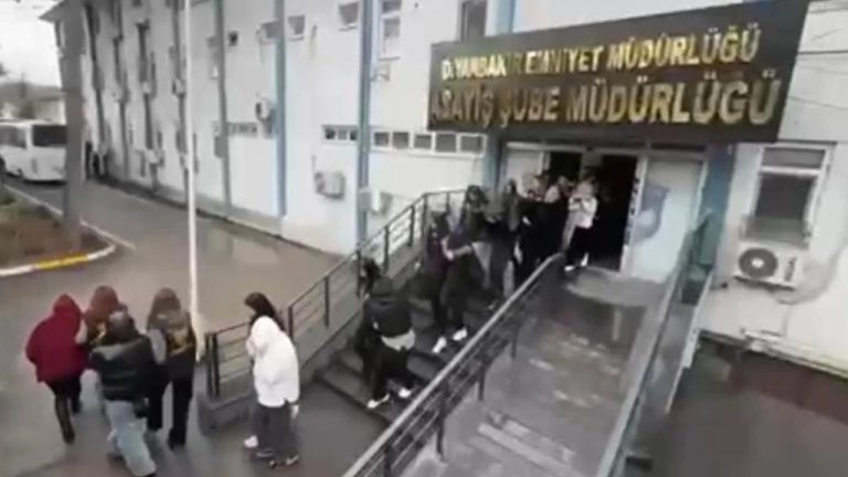 Diyarbakır’da fuhuş operasyonu: 12 tutuklama
