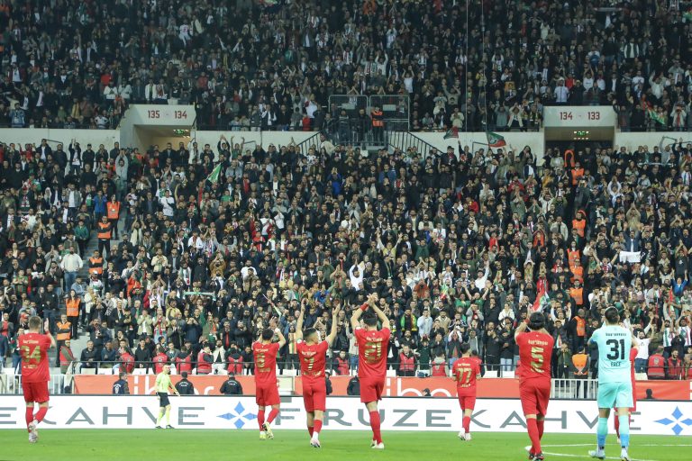 ‘Beko avan’lara inat: Bu kentin yüzü hep gülsün