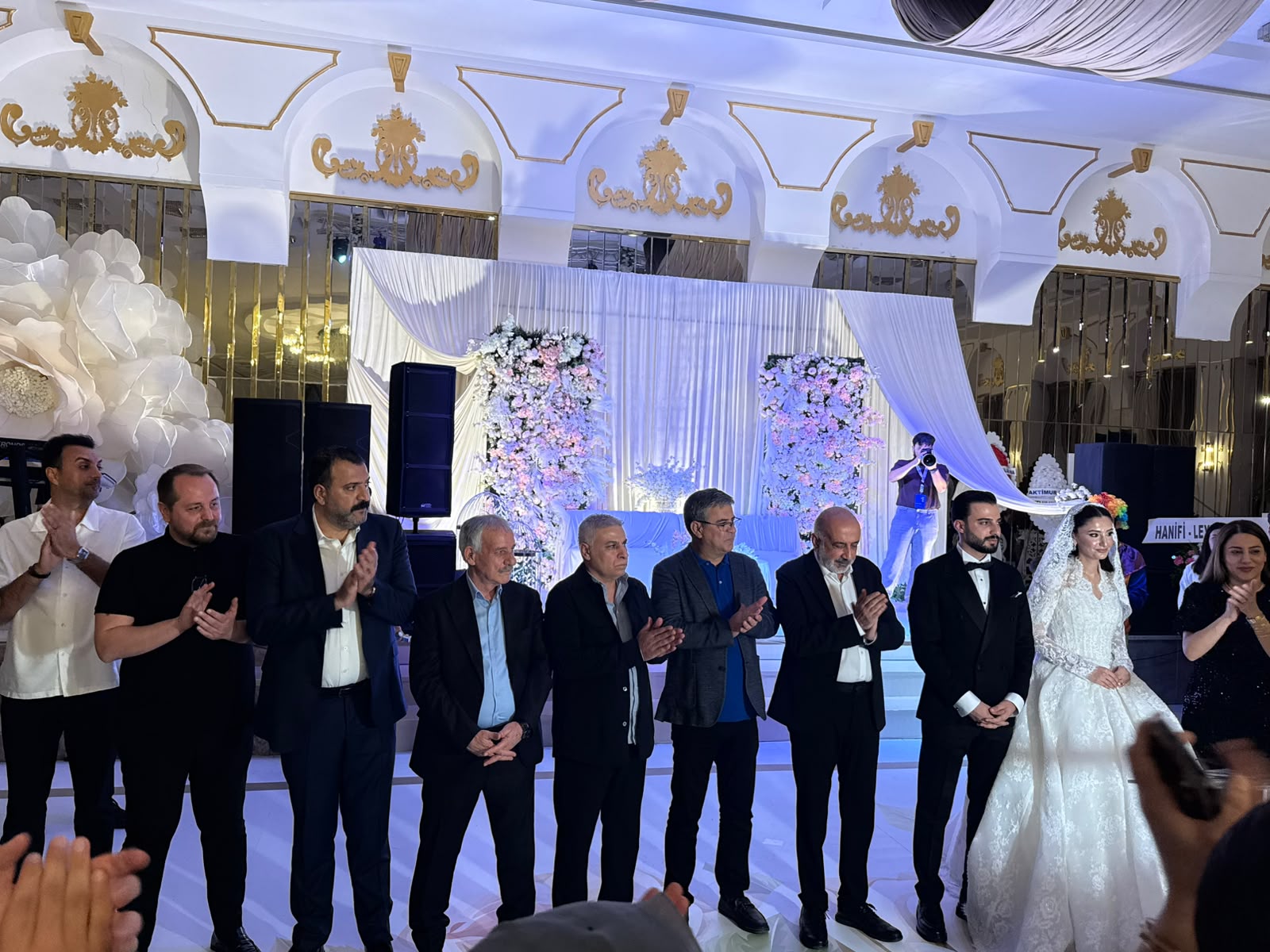 Siyaset, iş dünyası ve STK camiasını buluşturan düğün